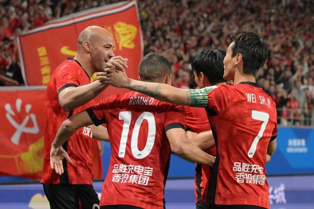 MK体育-成都蓉城如何炼成“不放弃”的韧性 ？韦世豪：今年比去年更有信心